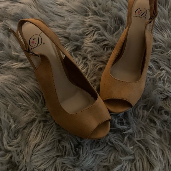 Camel Suede Wedges - Picture 3 of 4